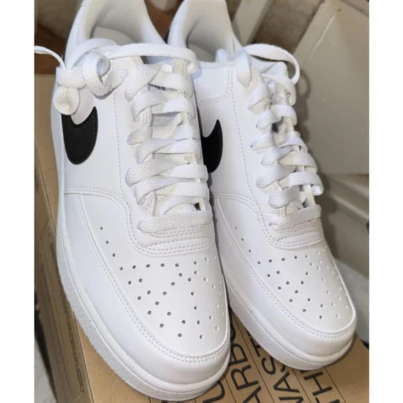 ❤️Nike  Court Vision Low Sneakers - White/Black/White - 8.5Men or Women’s 10 - Picture 9 of 10